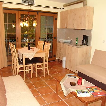 Ferienwohnung Safetis Stories Díon Exterior foto